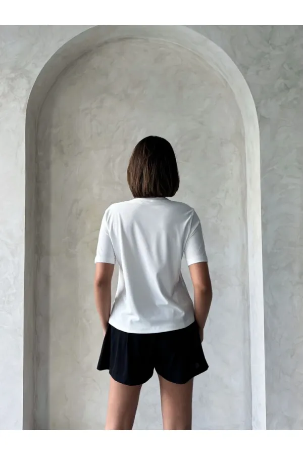 Cep Detaylı Tişört - Krem Siyah | Topshow