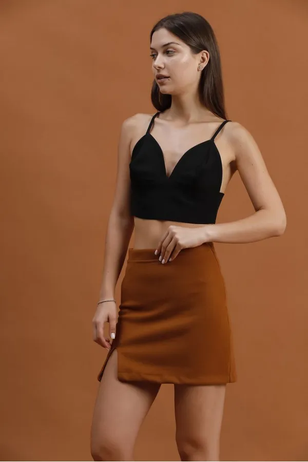 Jupe courte fendue et détaillée en gros - Marron | TOPSHOW | F1351