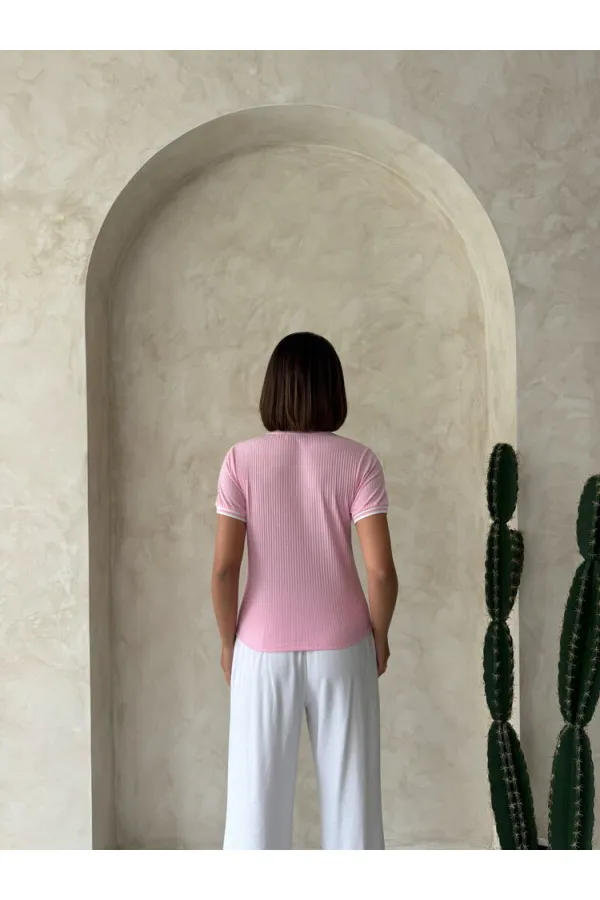 T-shirt à col rond rose crème | Topshow