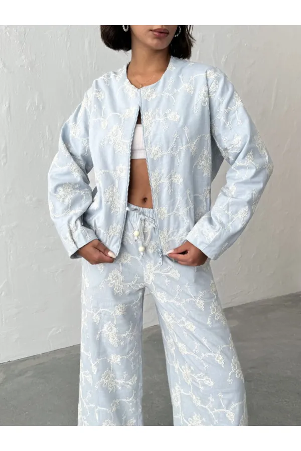 Çiçek Nakışlı Fermuarlı Ceket- Mavi | Topshow | F1948