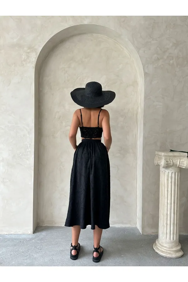 Embroidered Skirt - Black | Topshow | F1901