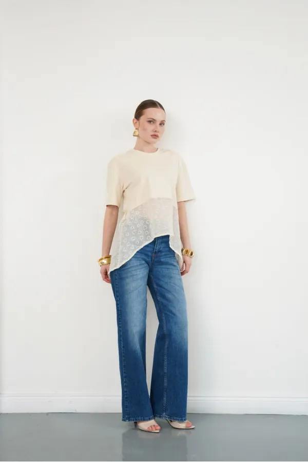 Embroidered Detail Crew Neck Wholesale T-Shirt - Raw | D2990 - Topshow