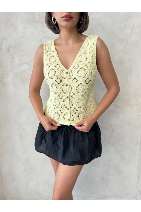 Gilet en dentelle boutonnée - Jaune | Topshow