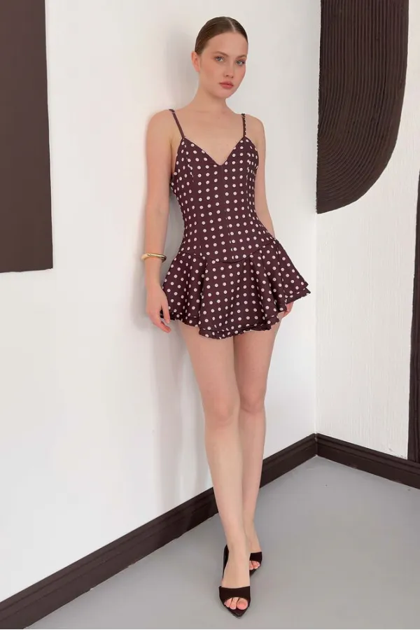 D3003  PUANTİYELİ ASKILI MİNİ ELBİSE - KAHVE TAŞ