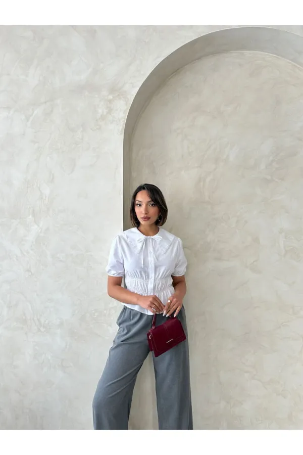 Yaka Detaylı Büzgülü Gömlek - Beyaz Topshow