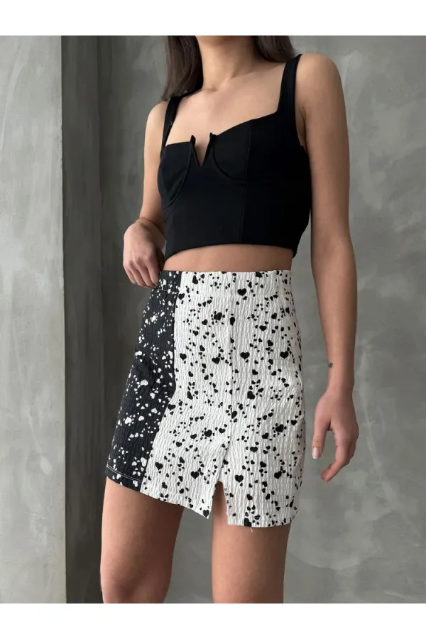 Heart Patterned Above Knee Wholesale Skirt - Black and White | TOPSHOW