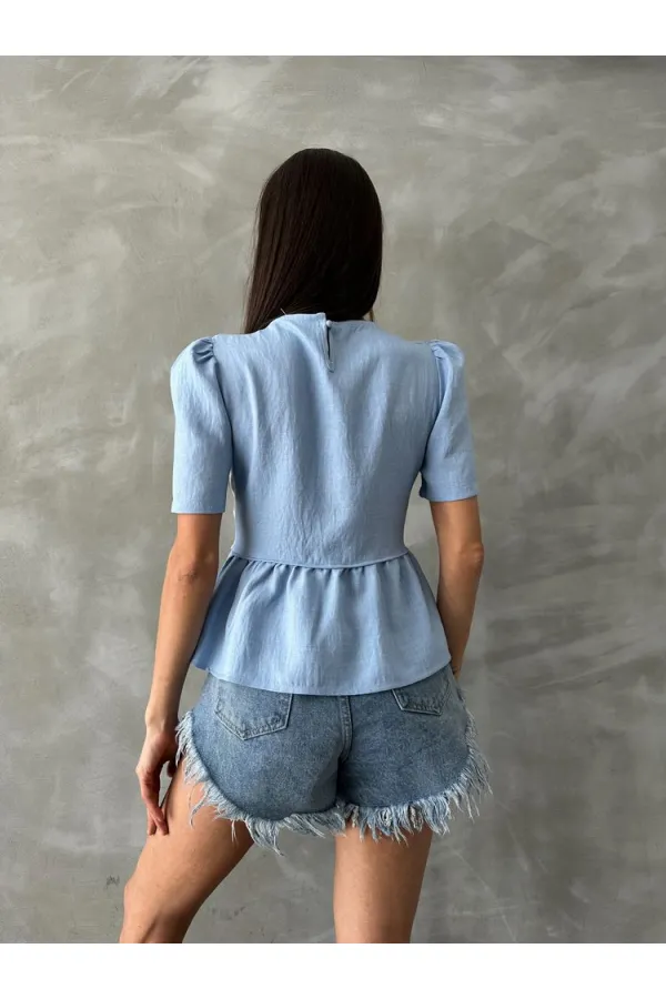 Blouse Topshow bleue à détails en dentelle (vente en gros)