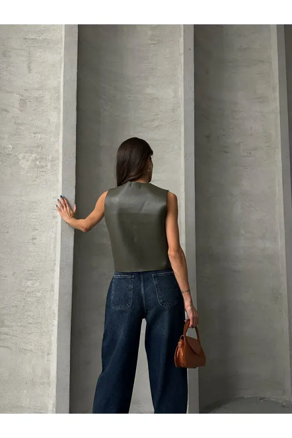 Gilet en cuir boutonné en gros - Kaki | TOPSHOW | F1515