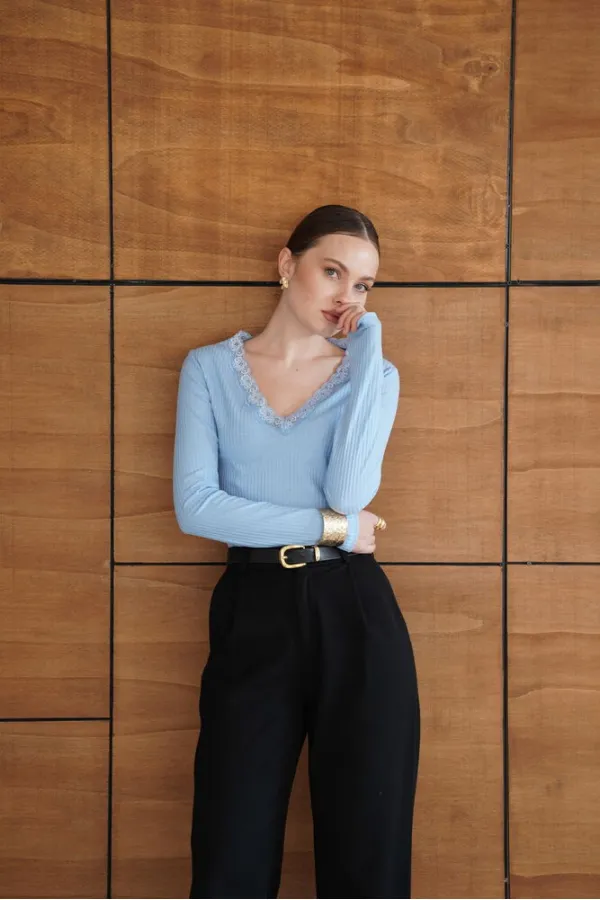 Yakası Dantel Detaylı Sweatshırt - Mavi | F2088 - Topshow