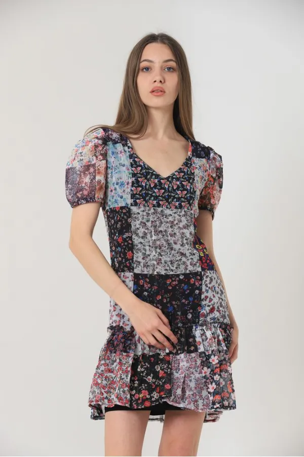 Robe Topshow à imprimé floral, col en V et manches courtes (vente en gros)