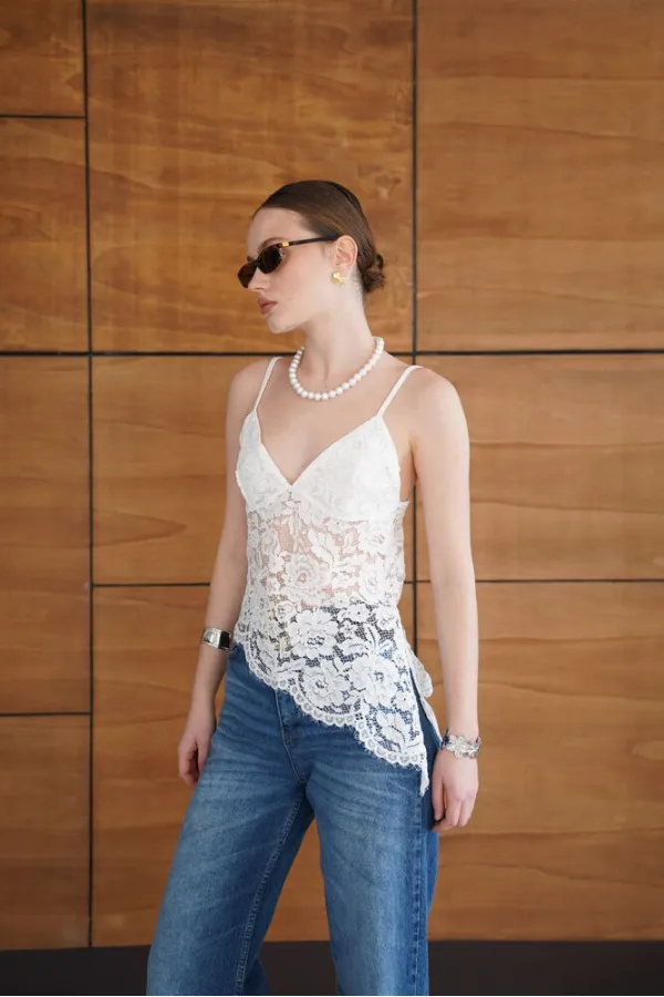 Blouse brodée à bretelles - Crème | D2965 - Topshow