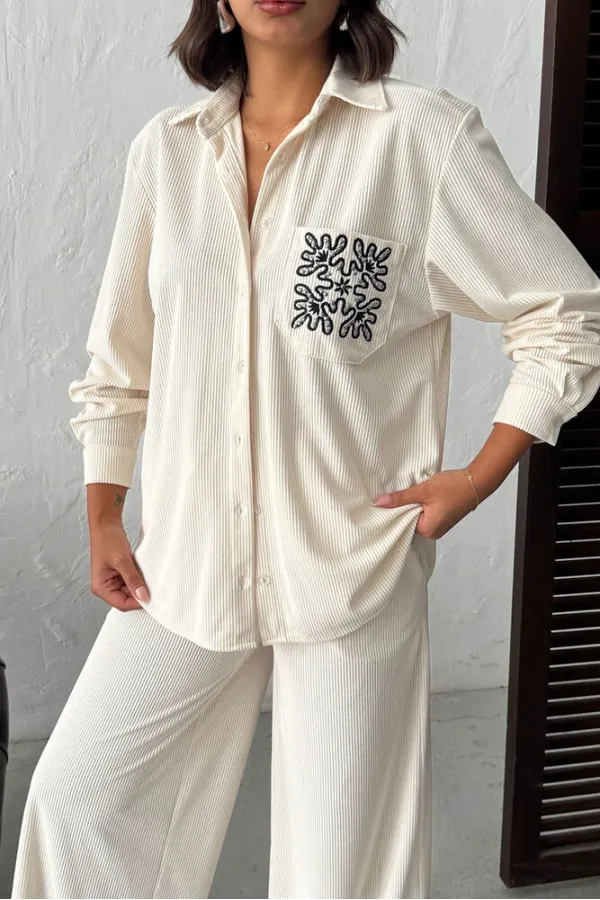 Topshow - Toptan Cebi Nakışlı Fitilli Kadife Gömlek - Krem