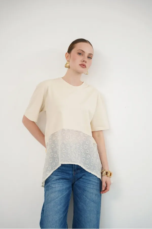 Embroidered Detail Crew Neck Wholesale T-Shirt - Raw | D2990 - Topshow