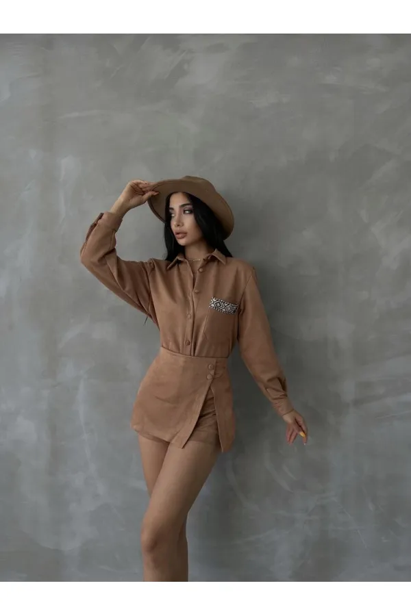 Chemise en daim en gros - Beige | TOPSHOW | F1517