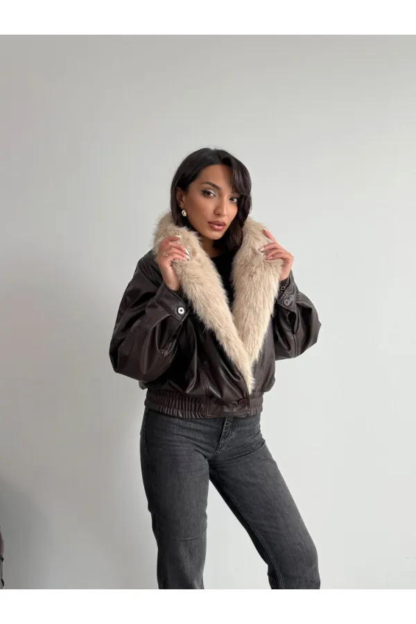Topshow Fur-Collared Double-Breasted Leather Jacket - Brown | F2050
