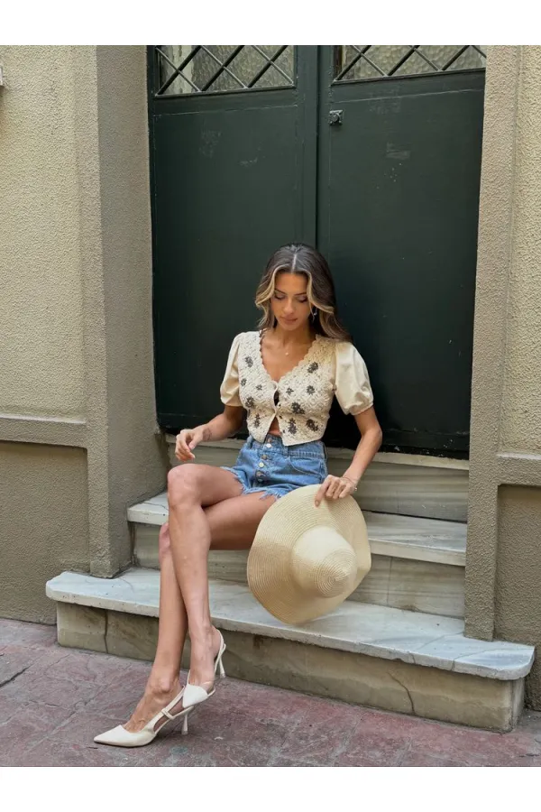 Blouse Topshow brodée au crochet et aux pierres (vente en gros)