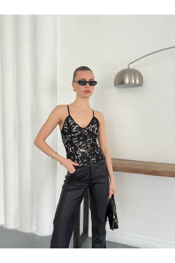 D 2939 Strappy Lace Tank Top - Black