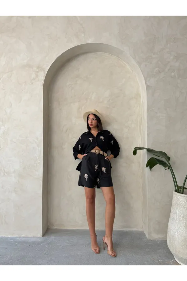 Kemer Detaylı Nakışlı Keten Şort - Siyah | Topshow