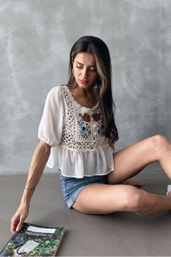 Topshow Stone Tile Embroidered Wholesale Blouse