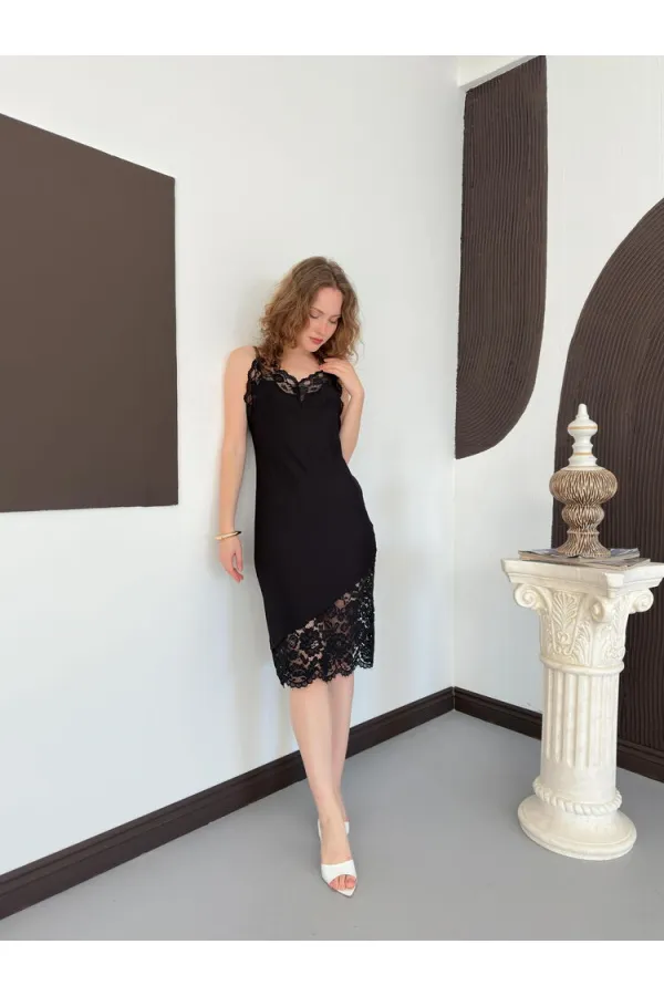 D 3043 DANTEL DETAYLI ASKILI ELBİSE - SİYAH
