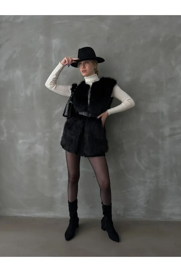 Gilet à plumes noires Topshow en gros | F1567