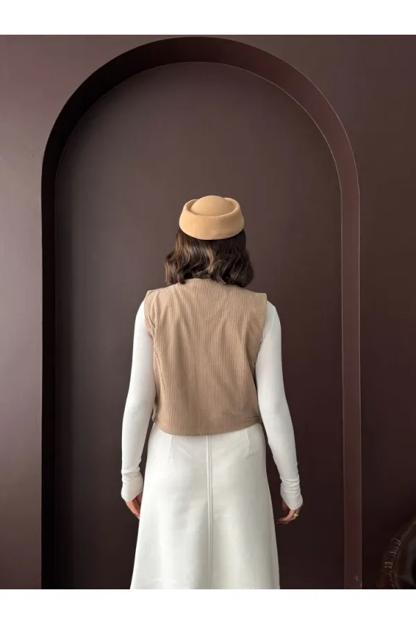 Topshow Embroidered Velvet Waistcoat - Mink | F2010