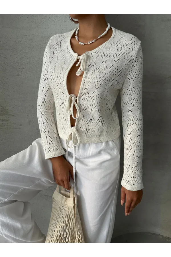 Chemisier à nouer sur le devant en gros - Crème | TOPSHOW | F1705