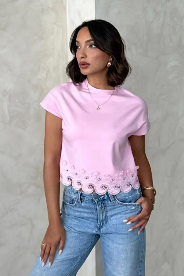 Guipure Detailed T-Shirt - Pink | topshow