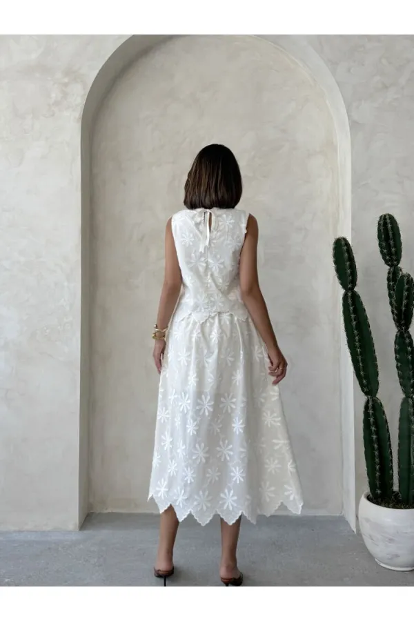 Embroidered Skirt - Stone | Topshow