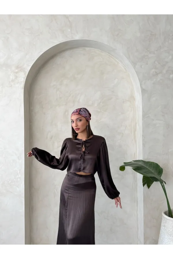 Kraşlı Saten Önden Bağlamalı Toptan Bluz - Kahve | Topshow | F1916