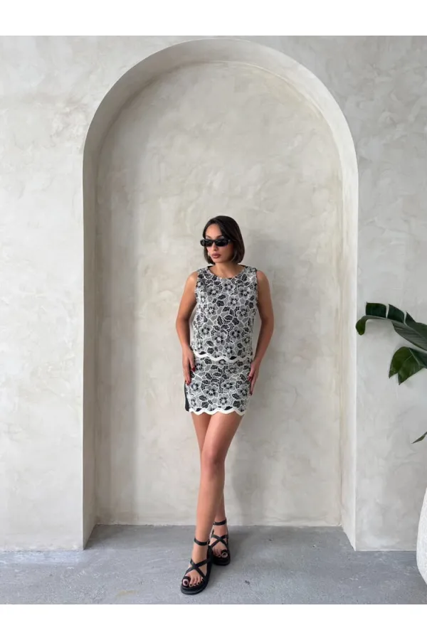 Lace Sleeveless Wholesale Blouse - Black | Topshow