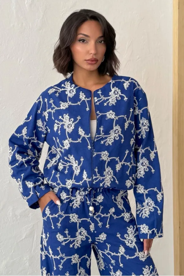 Çiçek Nakışlı Fermuarlı Ceket - Saks | Topshow | F1948