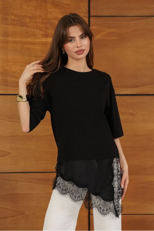 D 2942 ASYMMETRICAL T-SHIRT WITH LACE AND SATIN DETAILS - BLACK