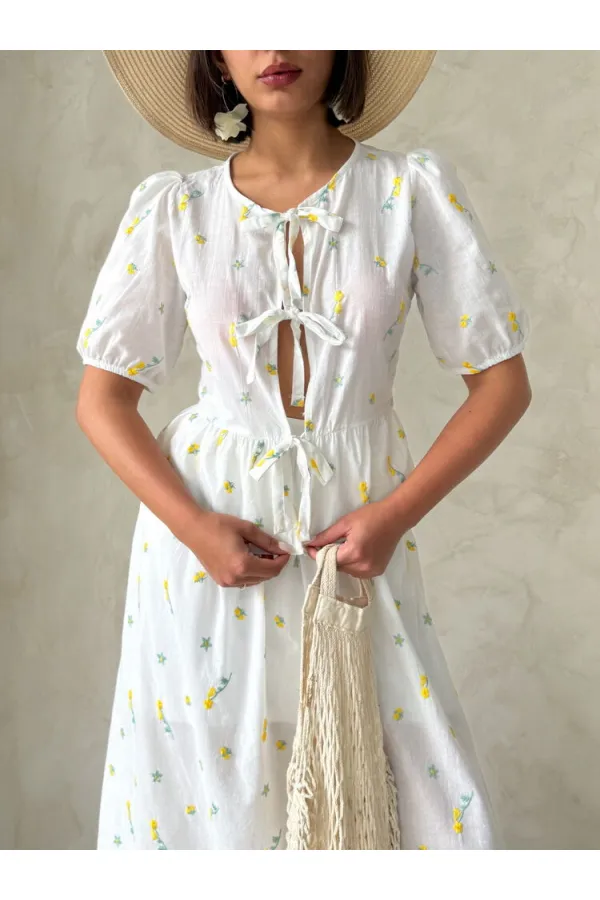 Önden Bağlamalı Nakışlı Vual Bluz - Sarı | Topshow