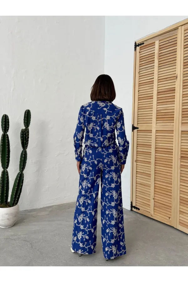 Süzüne Nakışlı Gömlek - Saks | Topshow | F1926