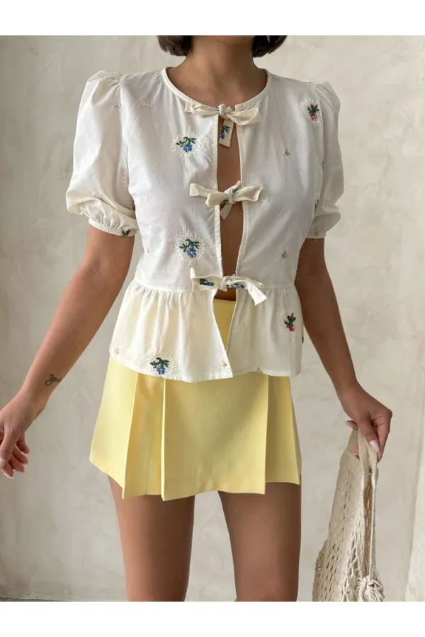 Önden Bağlamalı Nakışlı Bluz - Taş Topshow