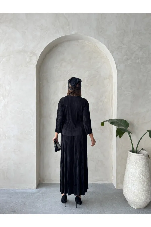 Chemise plissée à nouer sur le devant - Noire | Topshow | F1739