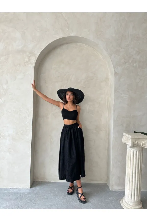 Embroidered Skirt - Black | Topshow | F1901