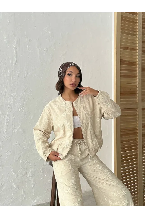 Çiçek Nakışlı Fermuarlı Ceket - Taş | Topshow | F1948