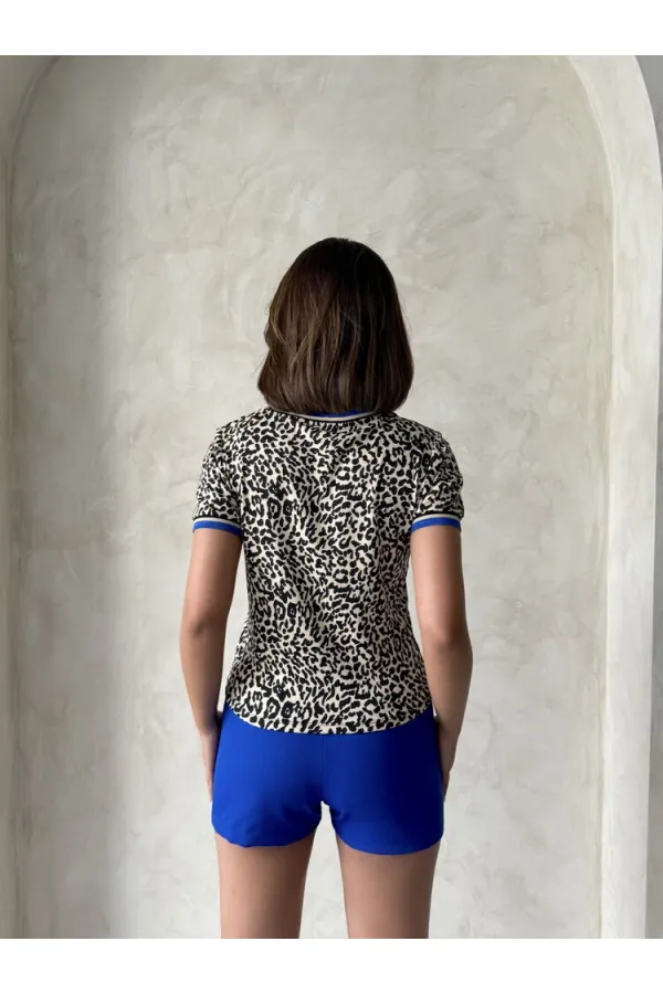 Topshow Saks Ornamental Buttoned Wholesale Shorts