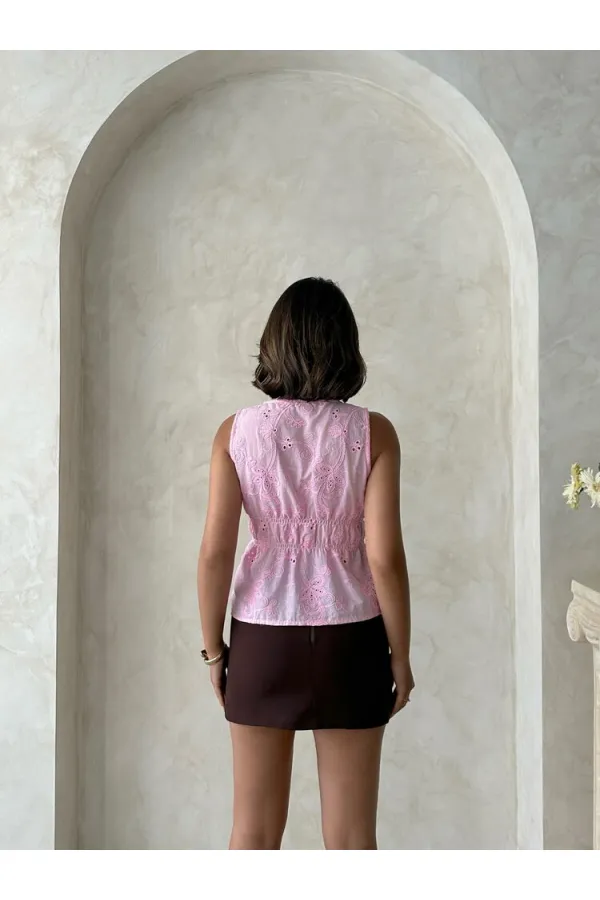 Chemisier en voile brodé avec lien à nouer sur le devant - Rose | Topshow