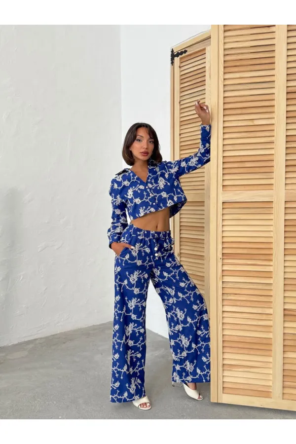 Süzüne Nakışlı Gömlek - Saks | Topshow | F1926