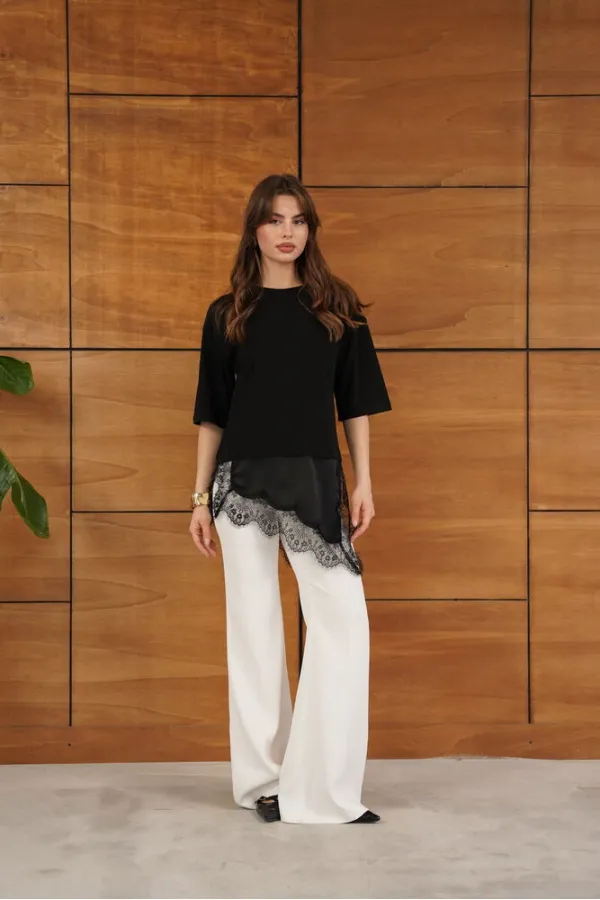 D 2942 ASYMMETRICAL T-SHIRT WITH LACE AND SATIN DETAILS - BLACK