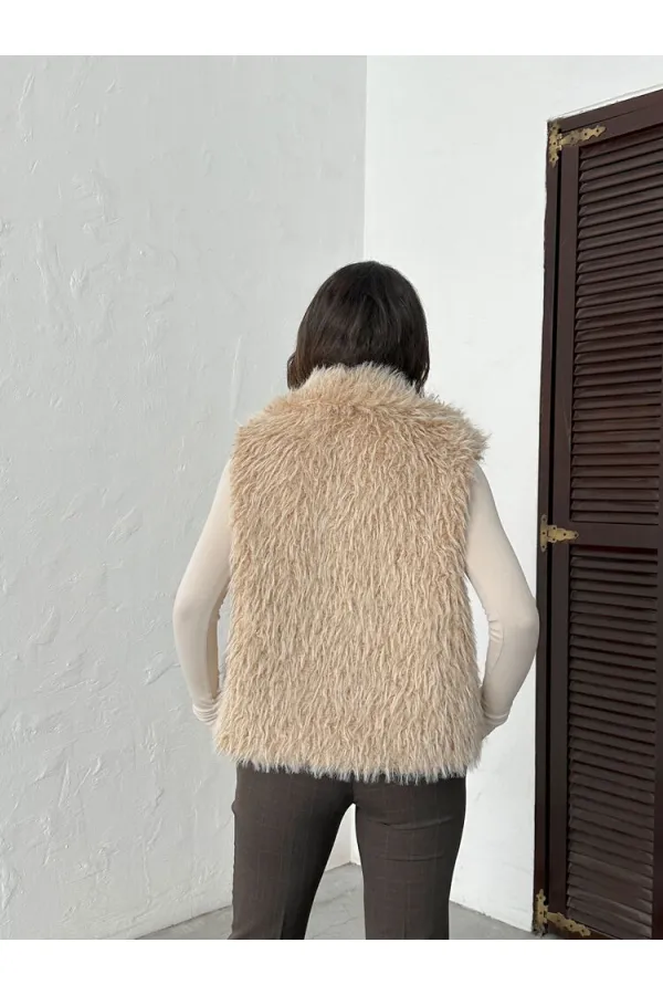 Gilet en fausse fourrure pour femme Topshow (vente en gros) – Fermeture éclair, texture douce – Pierre | F2046