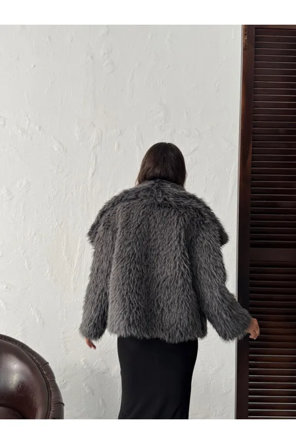 Manteaux en fausse fourrure pour femmes en gros – Vêtements d'extérieur d'hiver moelleux, doux et élégants – GRIS