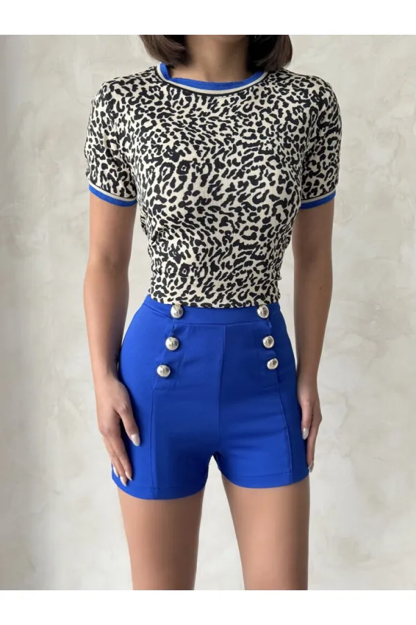 Topshow Saks Ornamental Buttoned Wholesale Shorts