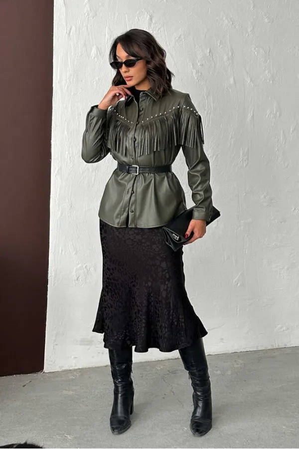Chemise en similicuir kaki à franges tombantes F 2043