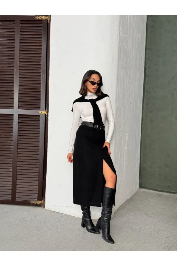 Jupe en velours côtelé Topshow en gros - Noire | F2033