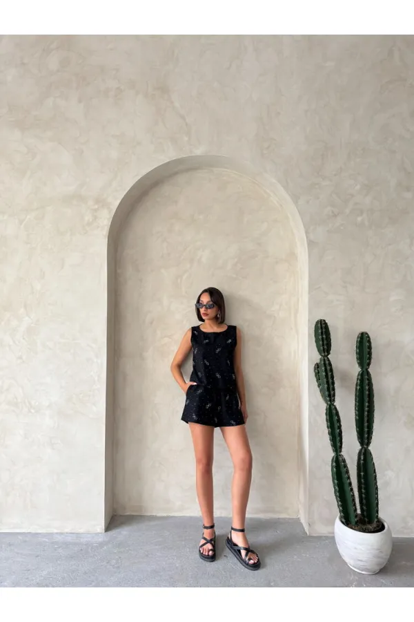 Fiyonk Taş Baskılı Şort - Siyah | Topshow