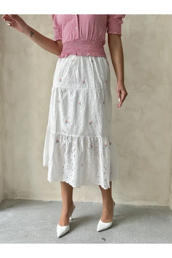 Jupe longue rose brodée à fleurs Topshow (vente en gros)